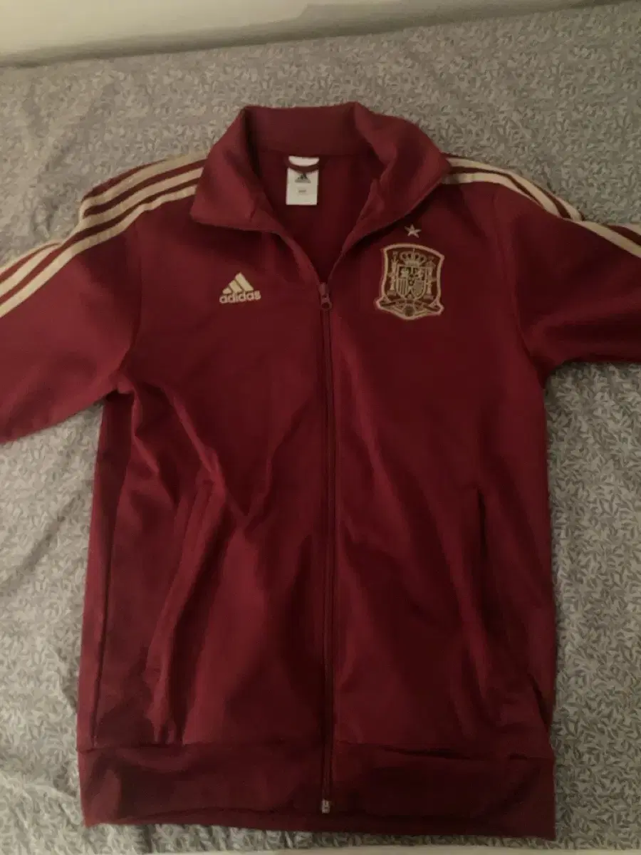 Adidas Spain Captain Burgundy Rare Jersey 95(M)