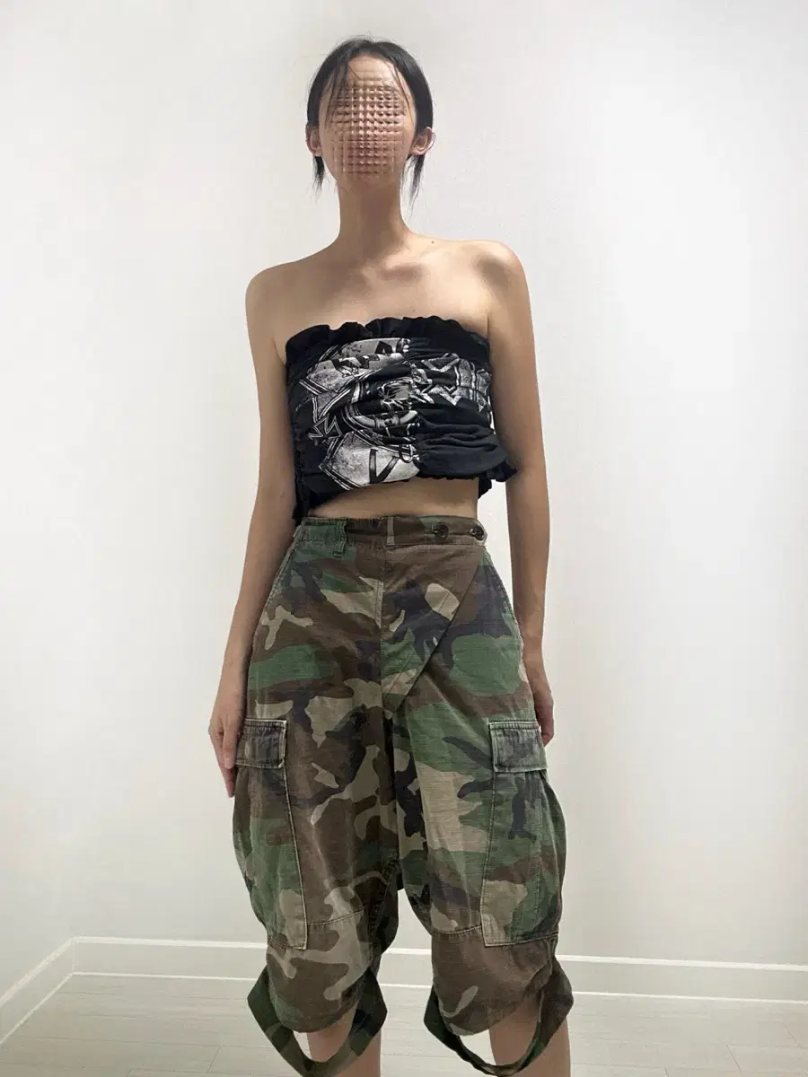 77circa cargo camo short pants