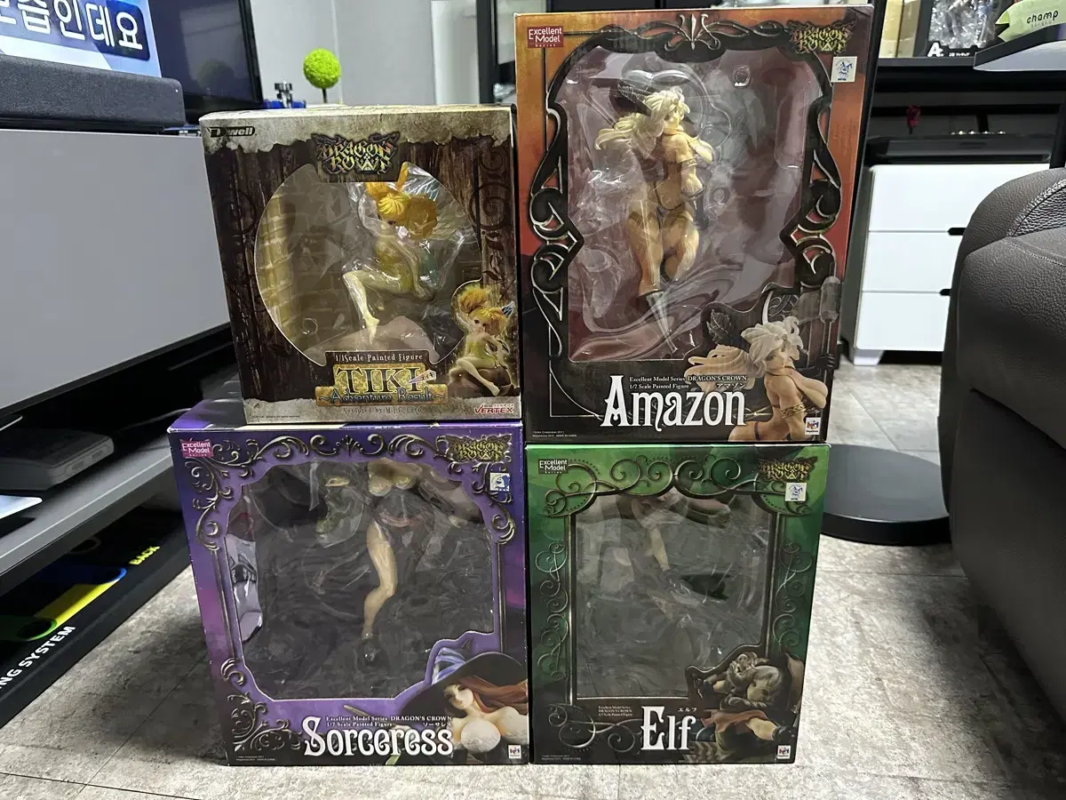 Mega House Dragons Crown Figures for Sale