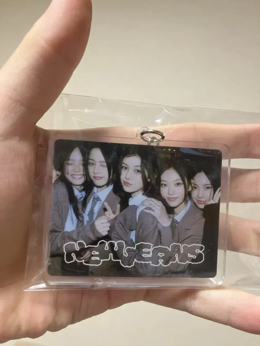 New Jeans weverse japan limited edition pre-order benefit acrylic Keyrings