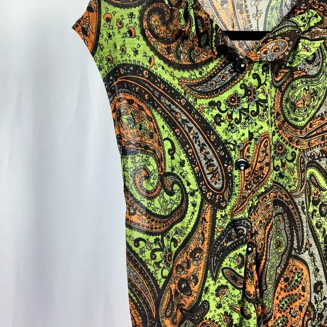 JEJE Oriental Paisley Hong Kong Dress