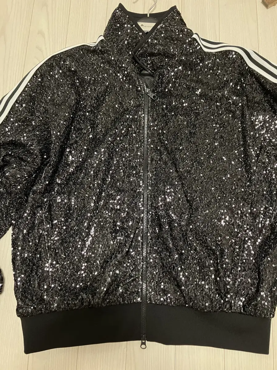 아디다스 블루버전 SEQUIN TRACK JACKET 트랙팁 자켓 xl