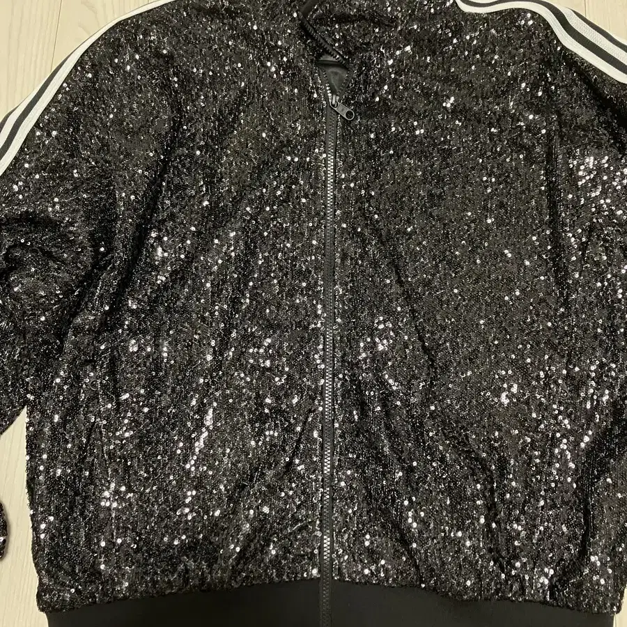 아디다스 블루버전 SEQUIN TRACK JACKET 트랙팁 자켓 xl