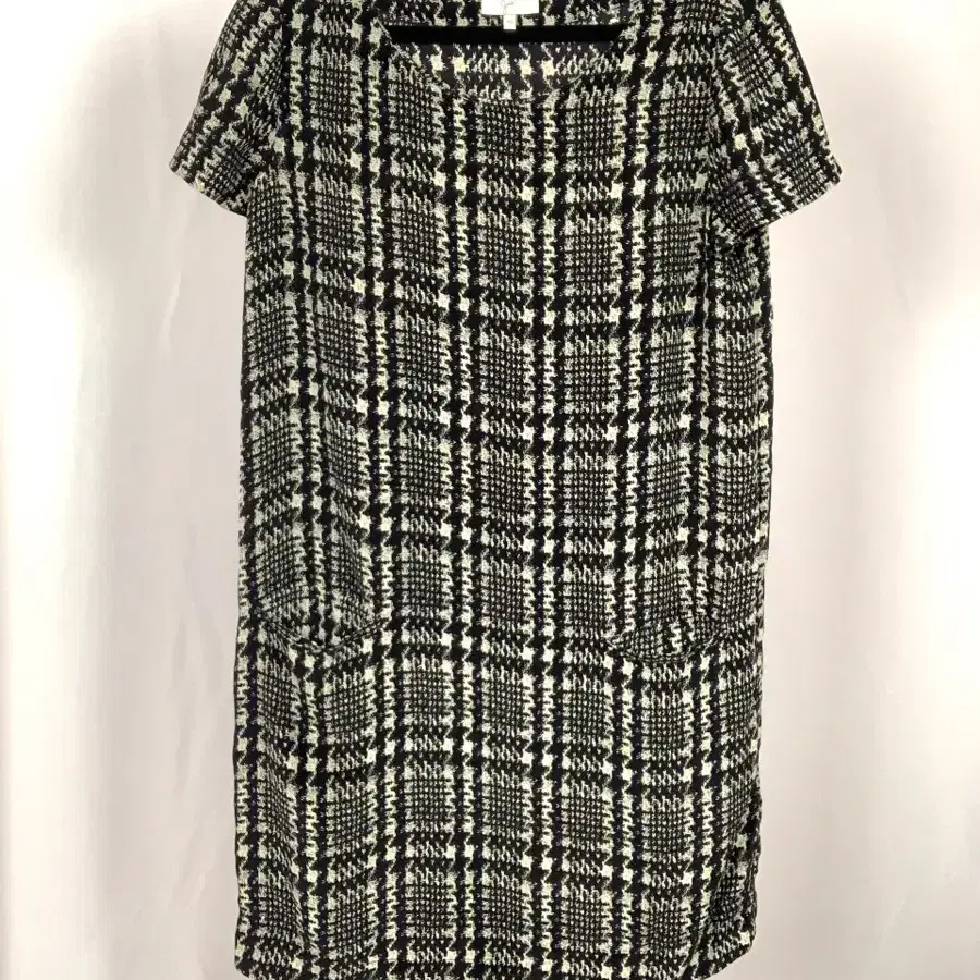 Goie Silk Houndstooth Preppy Shift Dress