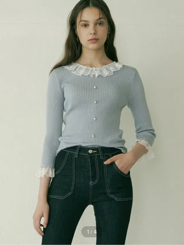 monts 1170 Lace button knit (sky blue)