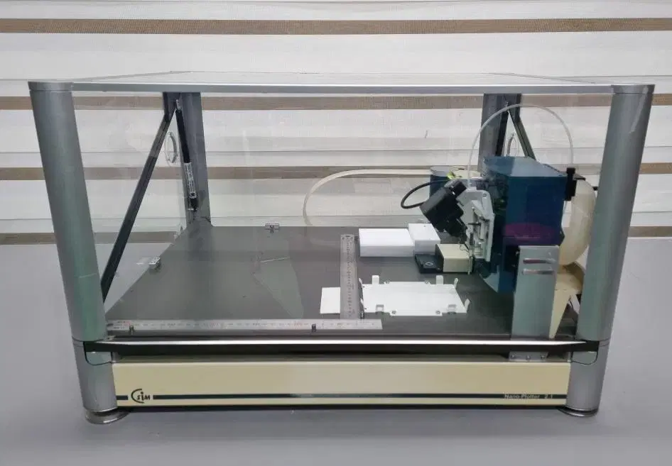 GESIM Nano-Plotter 2.1 나노플로터.