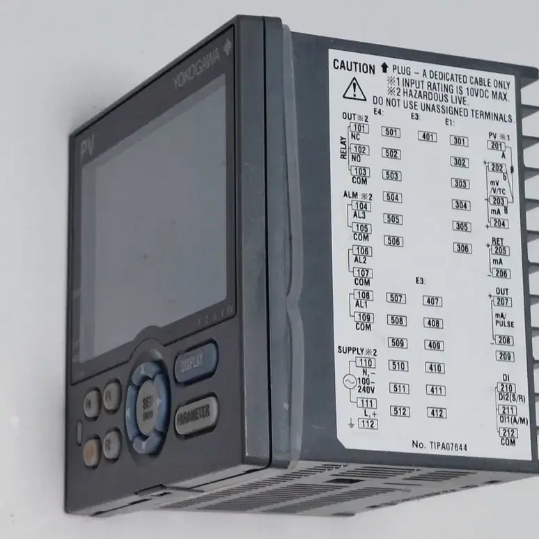 YOKOGAWA UT35A-NNN-11-UN/RT 요코가와 온도조절기