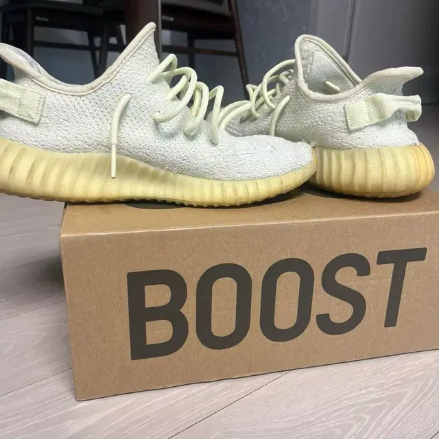 Adidas Yeezy Boost 350 V2 Butter(이지부스트)