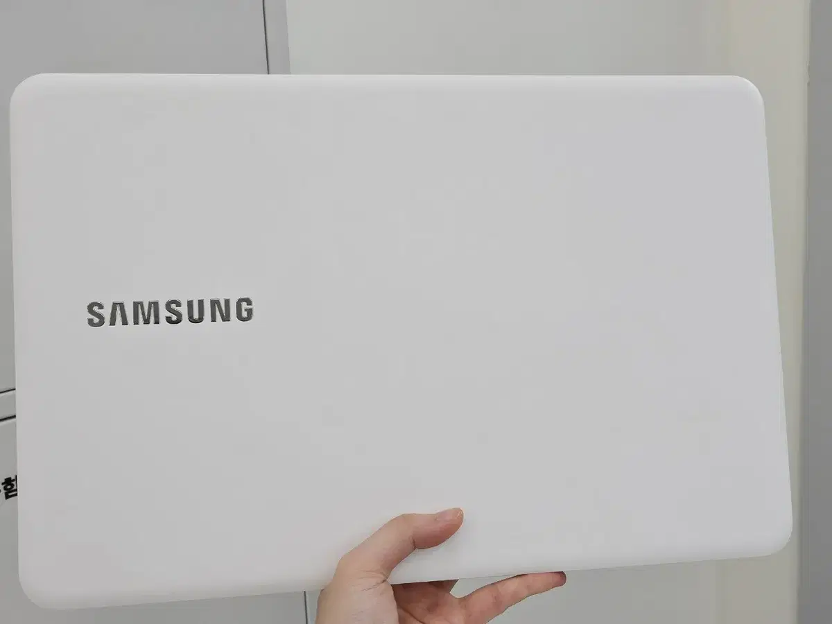 삼성 노트북 NT550EBE i5 12GB 256GB