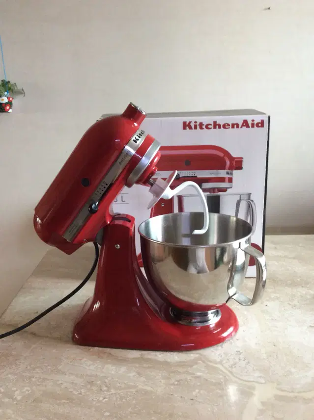 Kitchen Aid Artisan Mixer 5 Qt