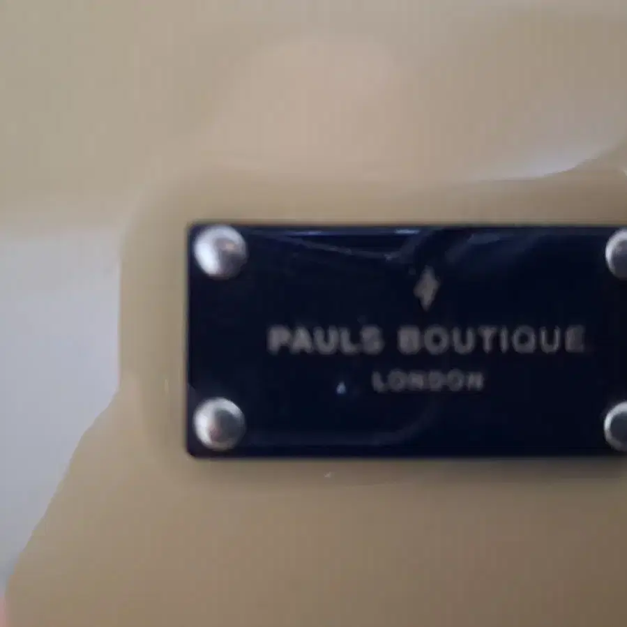 PAULS SOUTIQUE LONDON