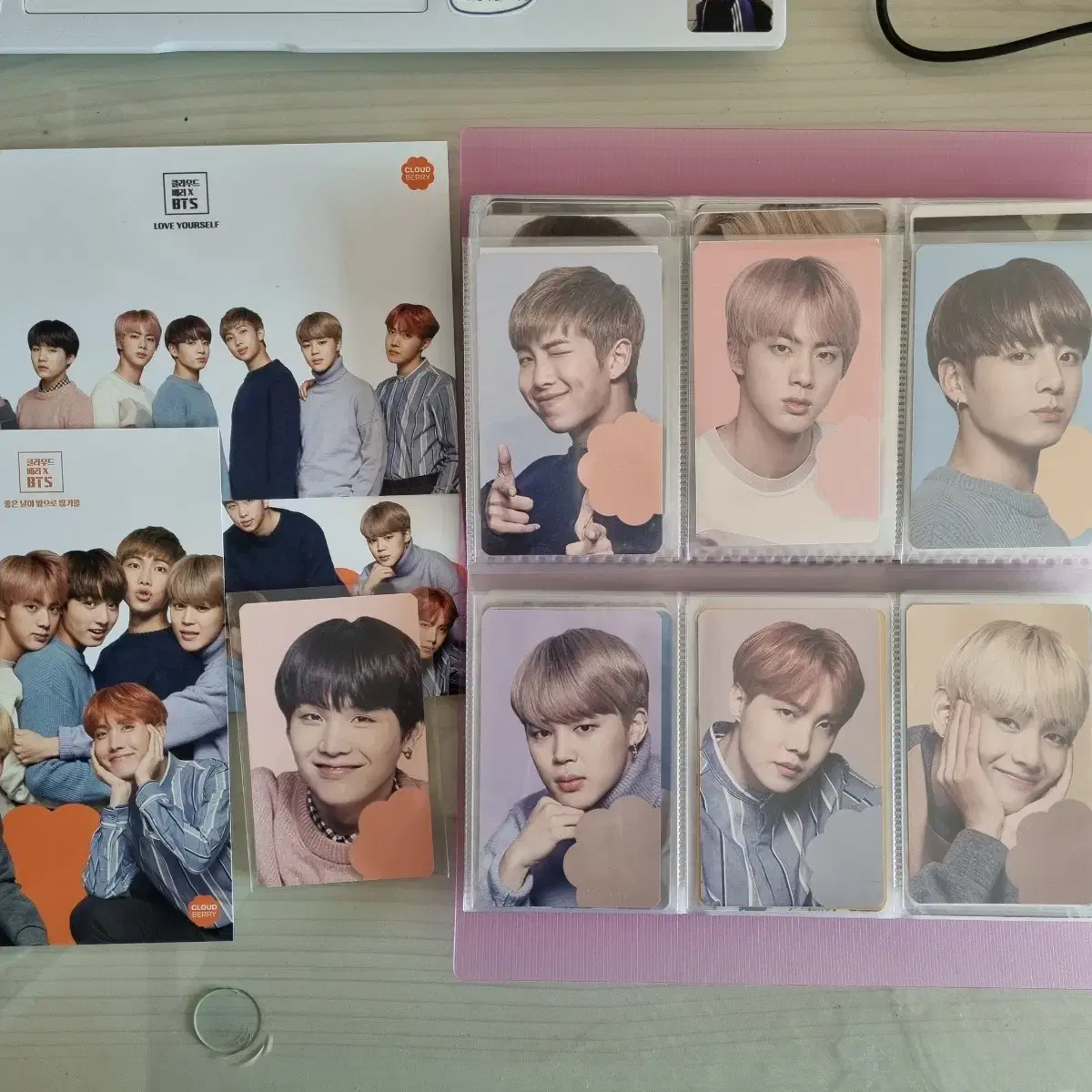 7 kinds of photocards including bangtan cloudberry postcard