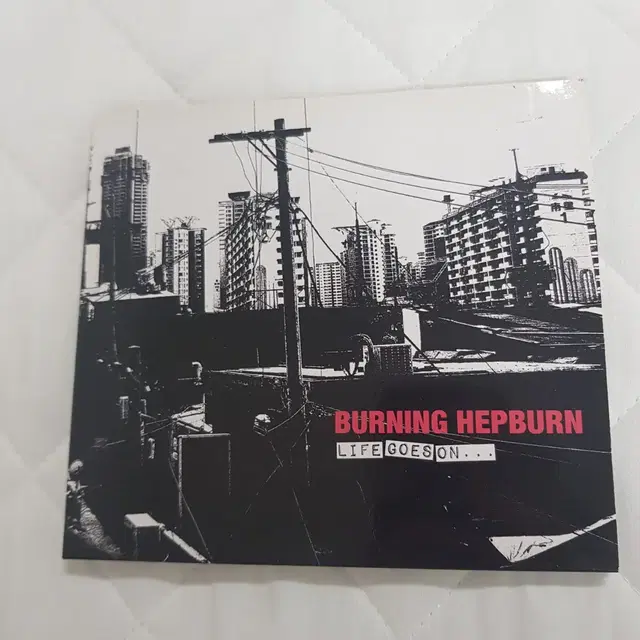 Burning Hepburn 버닝햅번 Life Goes On 음반