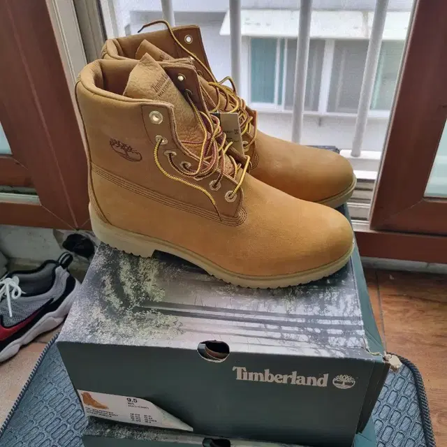 팀버랜드 뉴맨 워터프루프 부츠 Wheat Nubuck