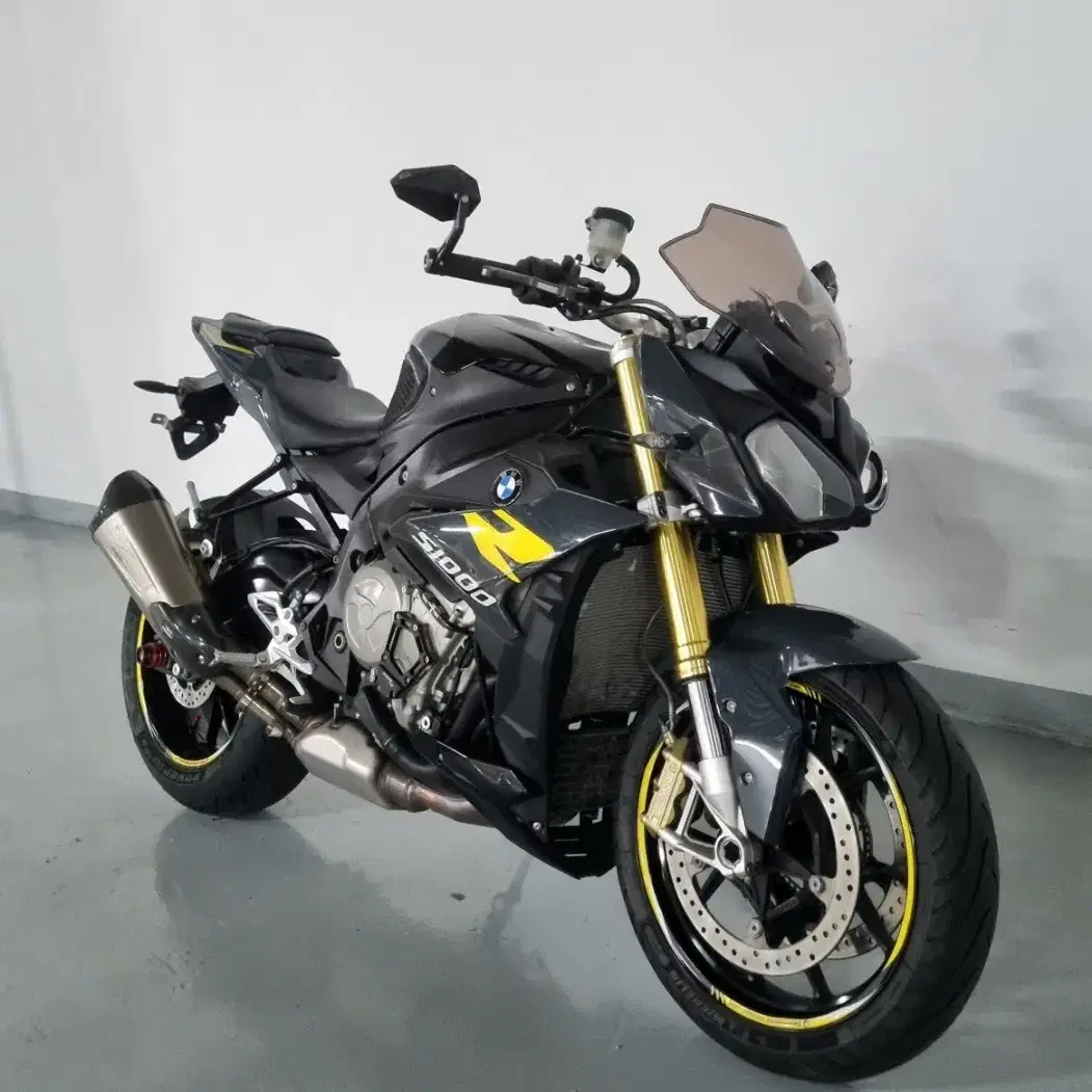 BMW S1000R ABS PRO 모델 판매합니다