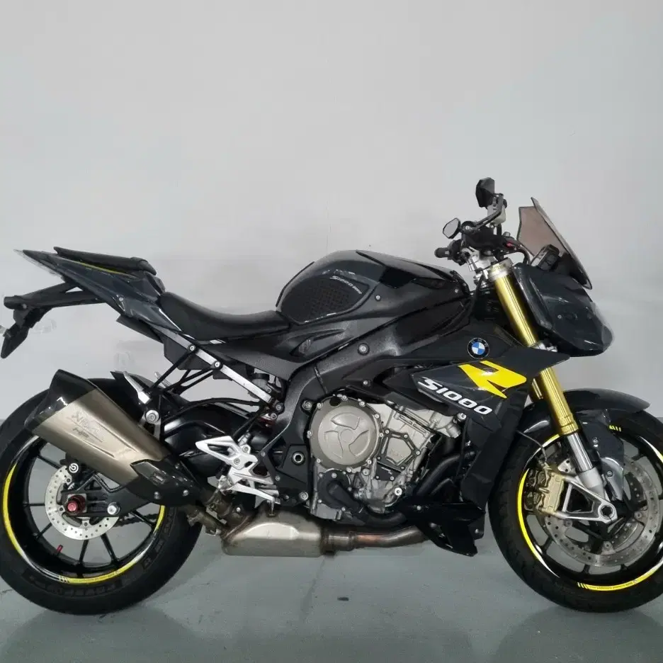 BMW S1000R ABS PRO 모델 판매합니다