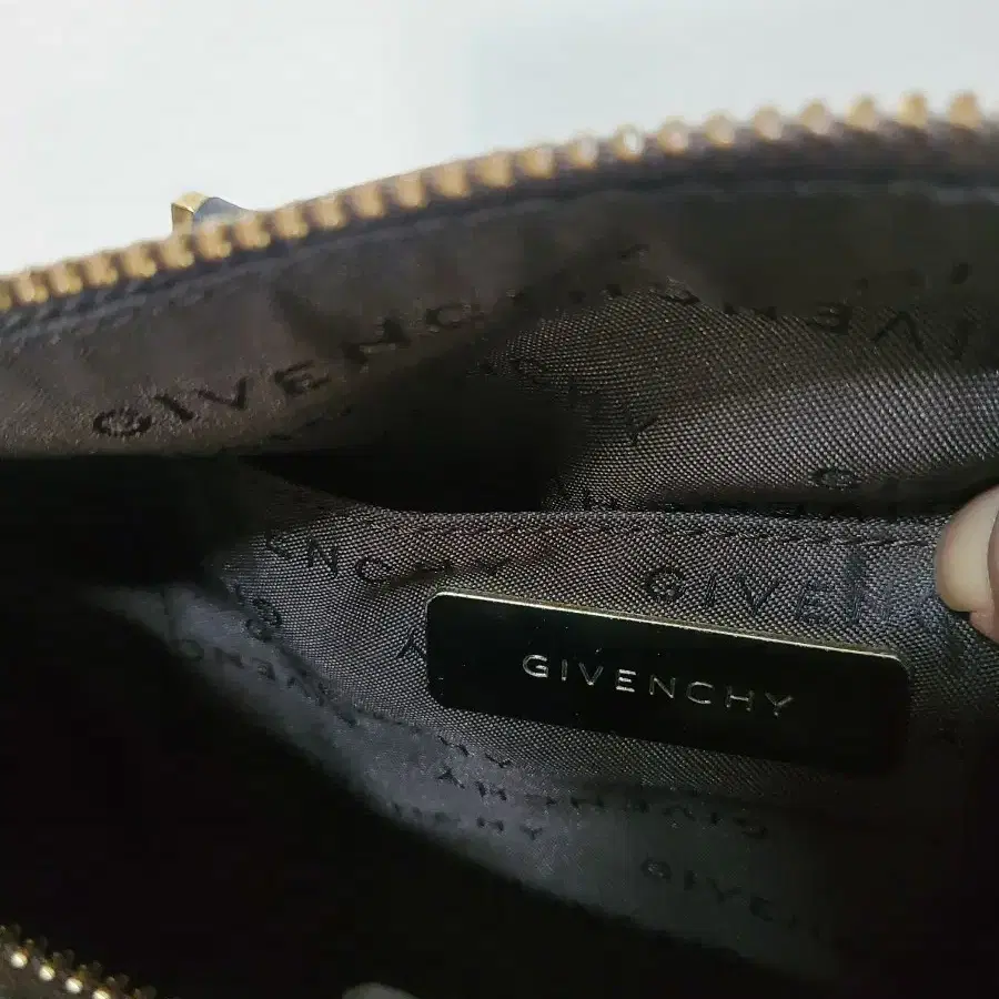 Givency 지방시 미니 토트백