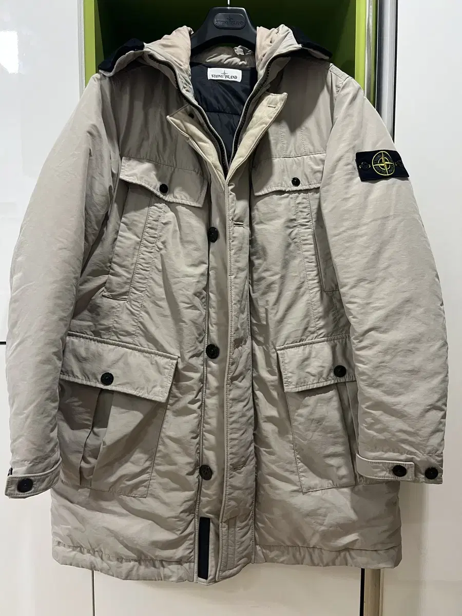 Stone Island Beige Nylon Puffer Coat L