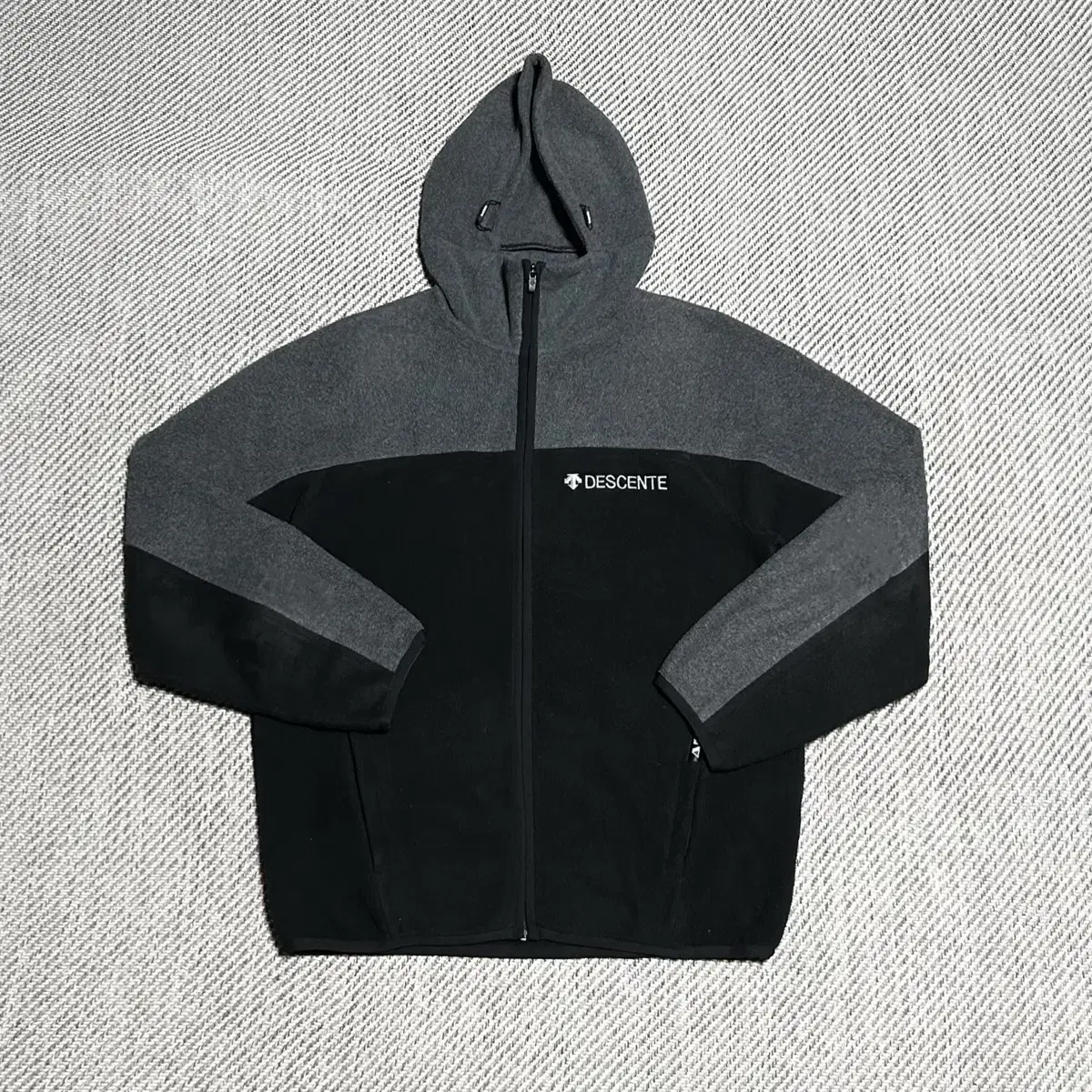 [ L ] Descente 데상트 배색 후리스 집업 자켓