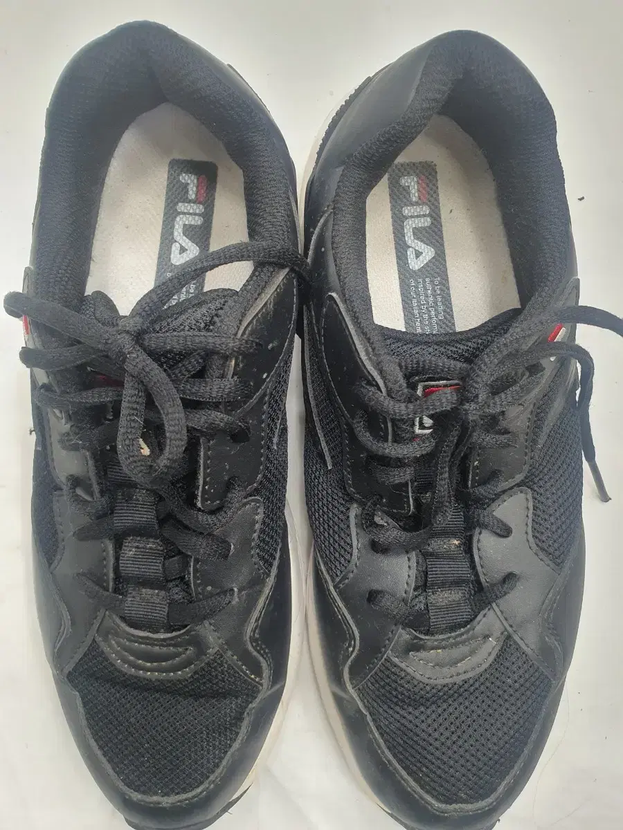 250 FILA LABTON BLACK