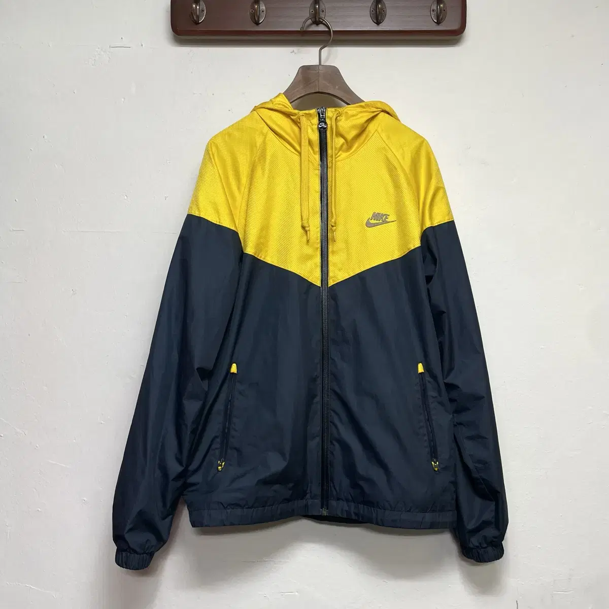 Nike Windrunner Windbreaker Low Jacket