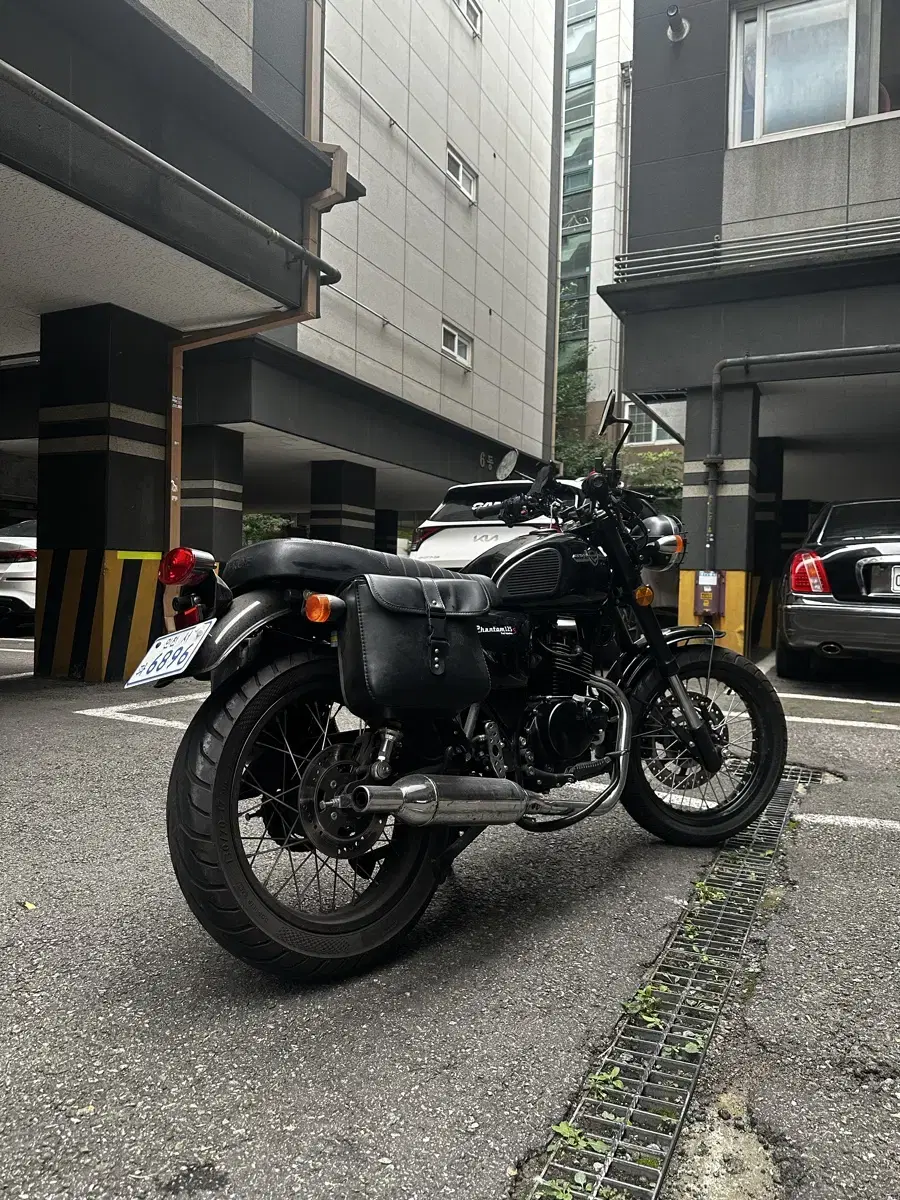 엘로이 팬텀 125cc