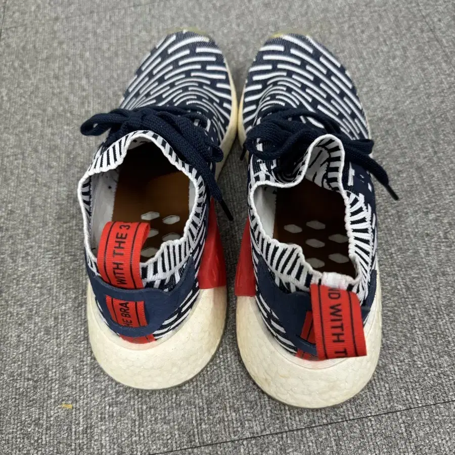 (280)아디다스 nmd r2