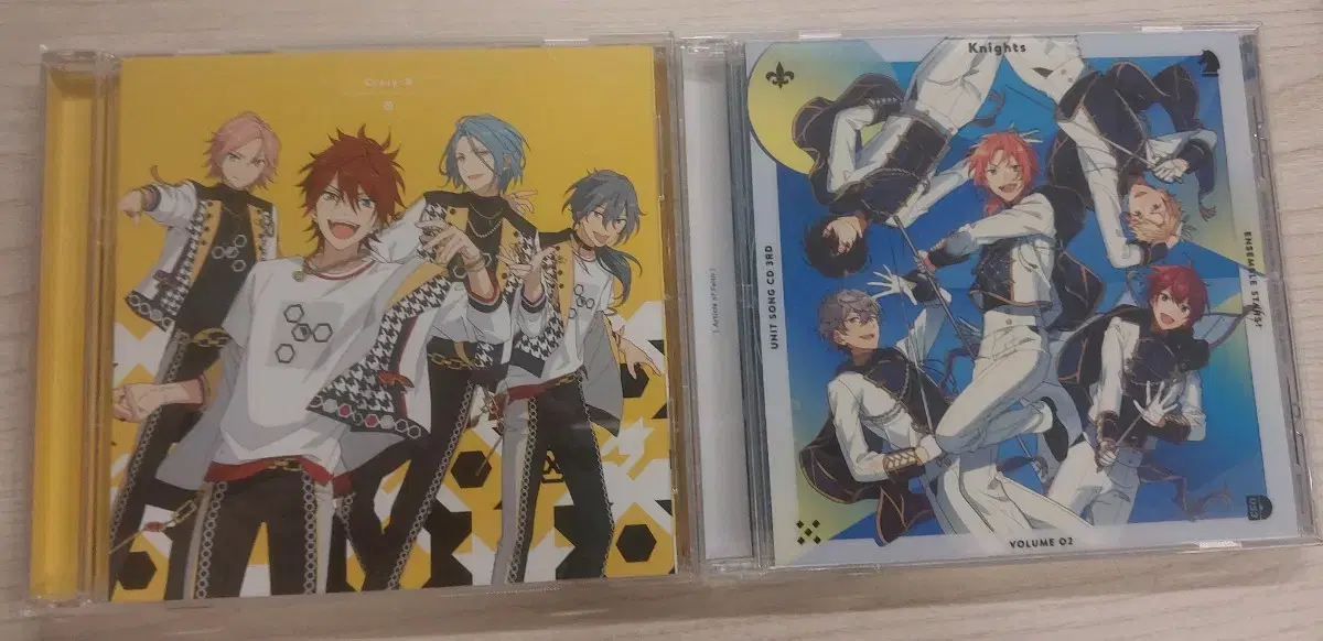 Ensemble Stars Knights Crazy Bee album Rinne Canbadge Wataru Soma Keyring