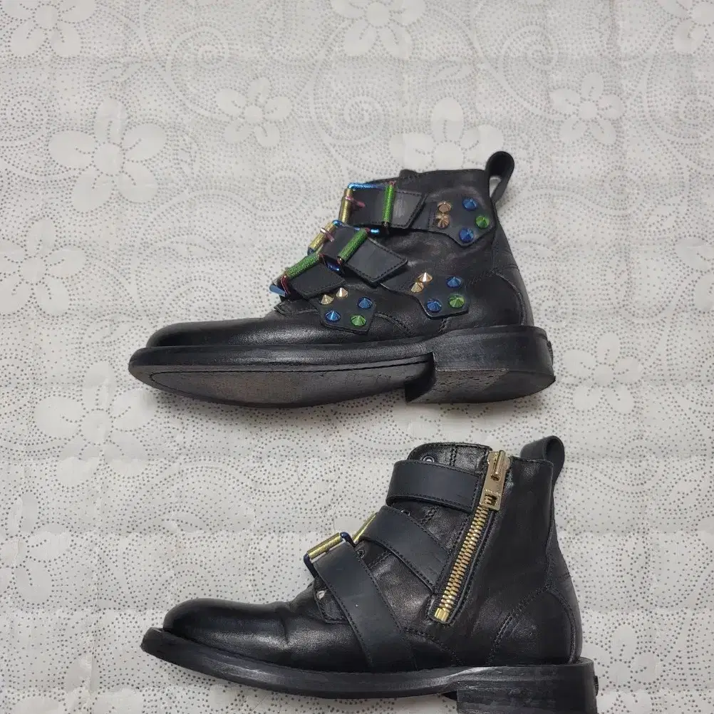 자딕 zadig&Voltaire buckled ankle boots.38