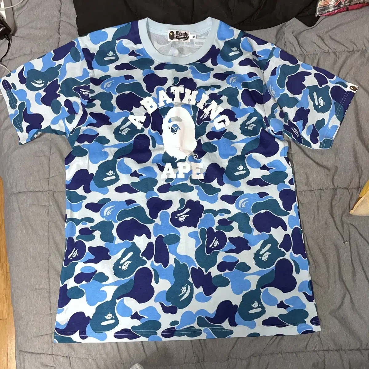 XL) Vape ABC Full Camo College T-Shirt Light Blue