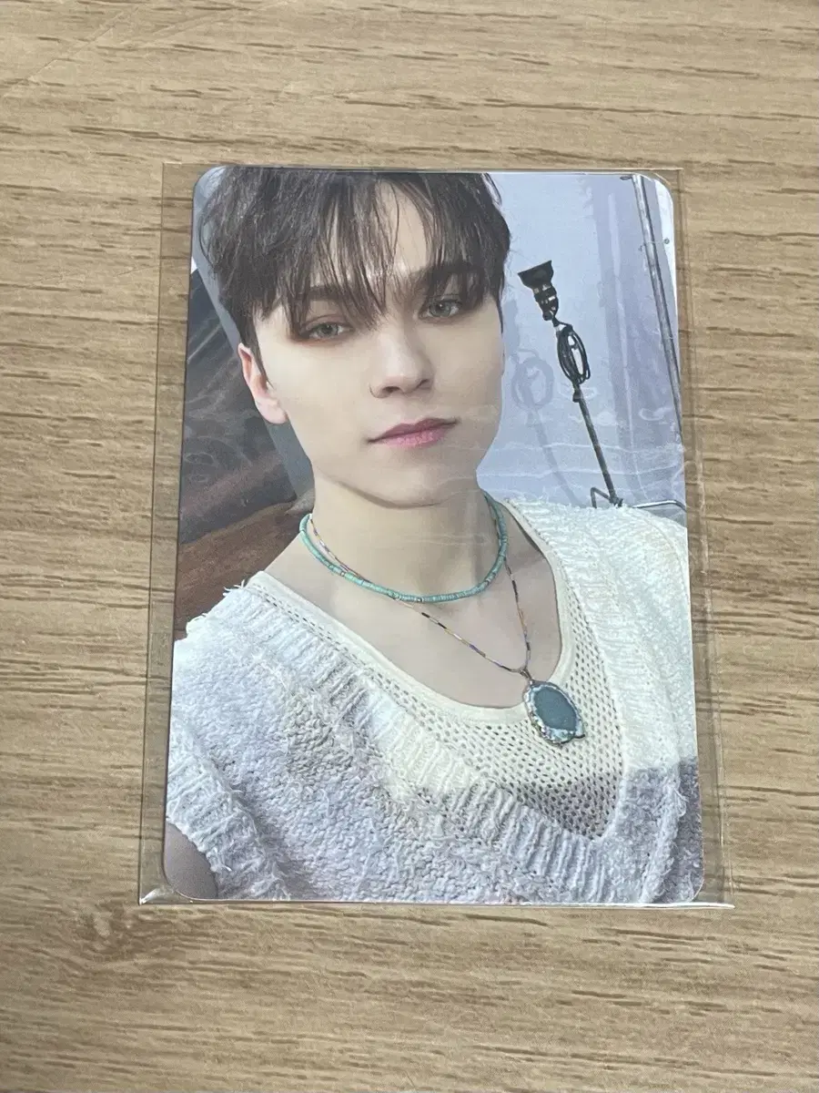 Seventeen Feathersun Vernon