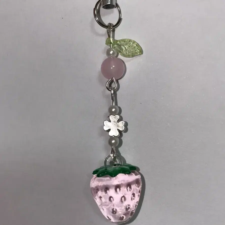 (무배) *strawberry keyring 비즈키링 핸드폰키링