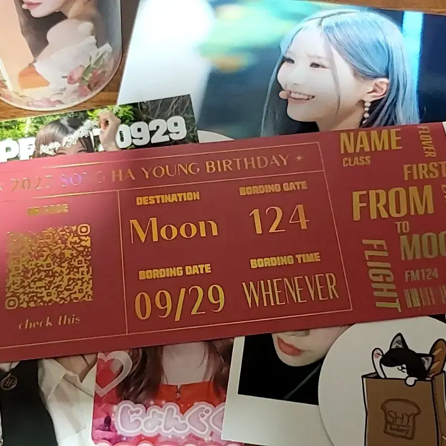 프로미스나인 송하영 생일카페굿즈