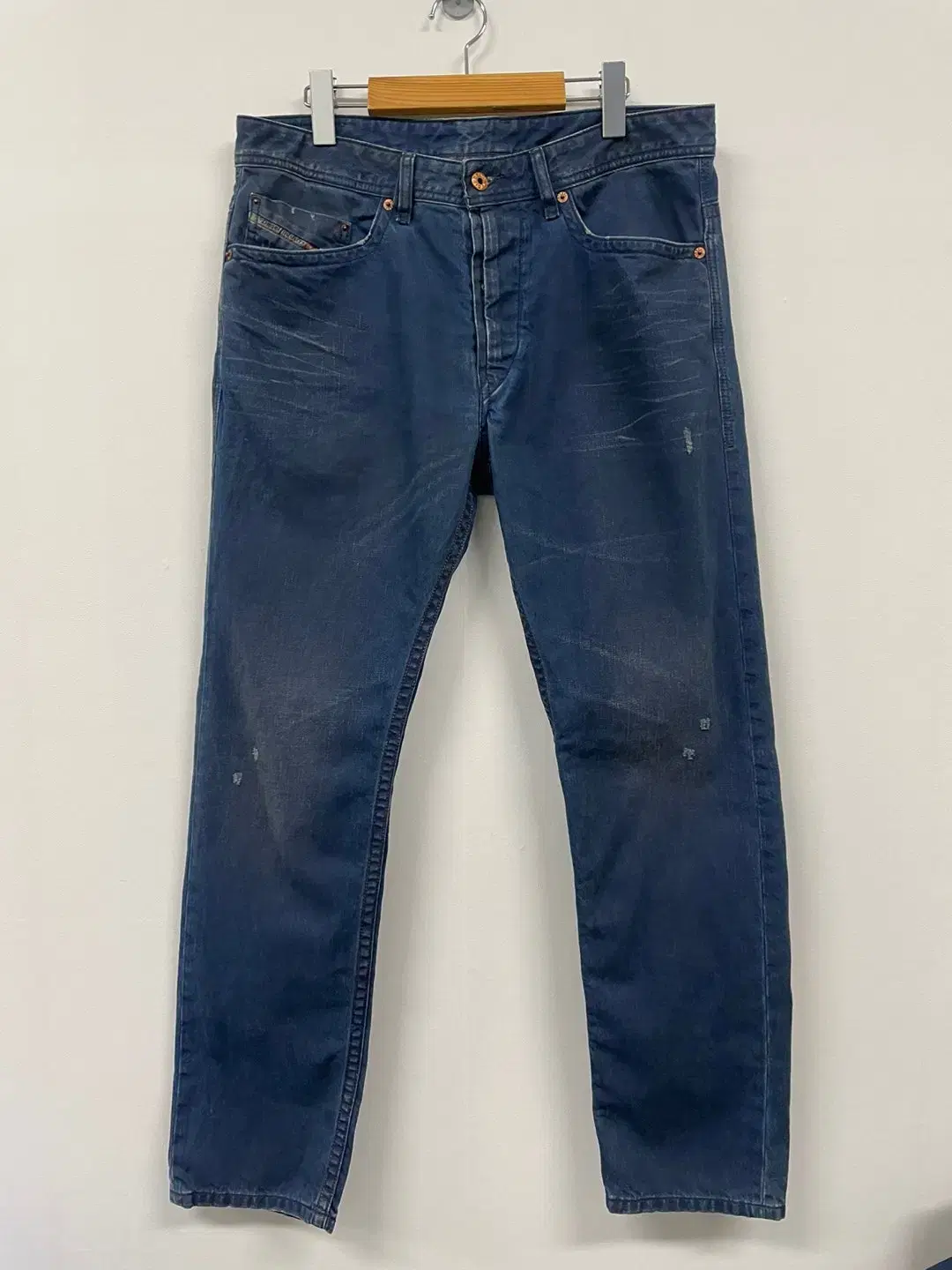 33") Diesel Bradham Jeans