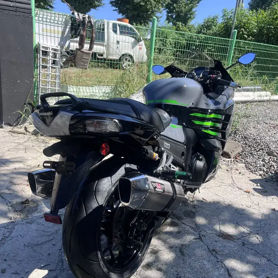 가와사키 2021년식 zzr1400