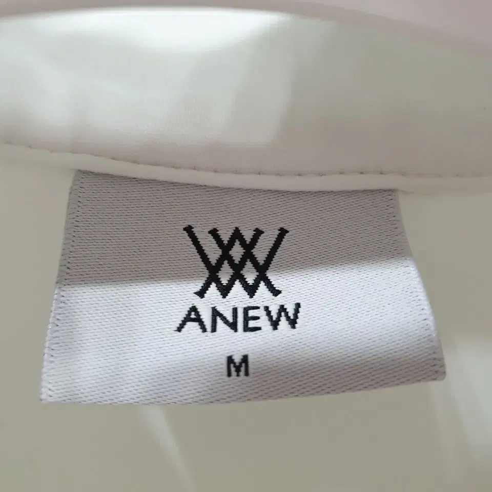 ANEW 어뉴 민소매 골프웨어 상의