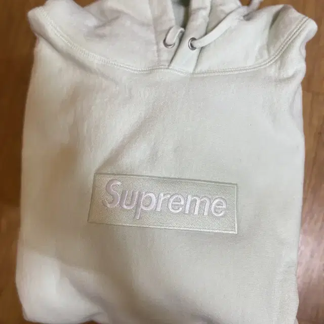 Supreme 23fw box logo 라이트 그린 M