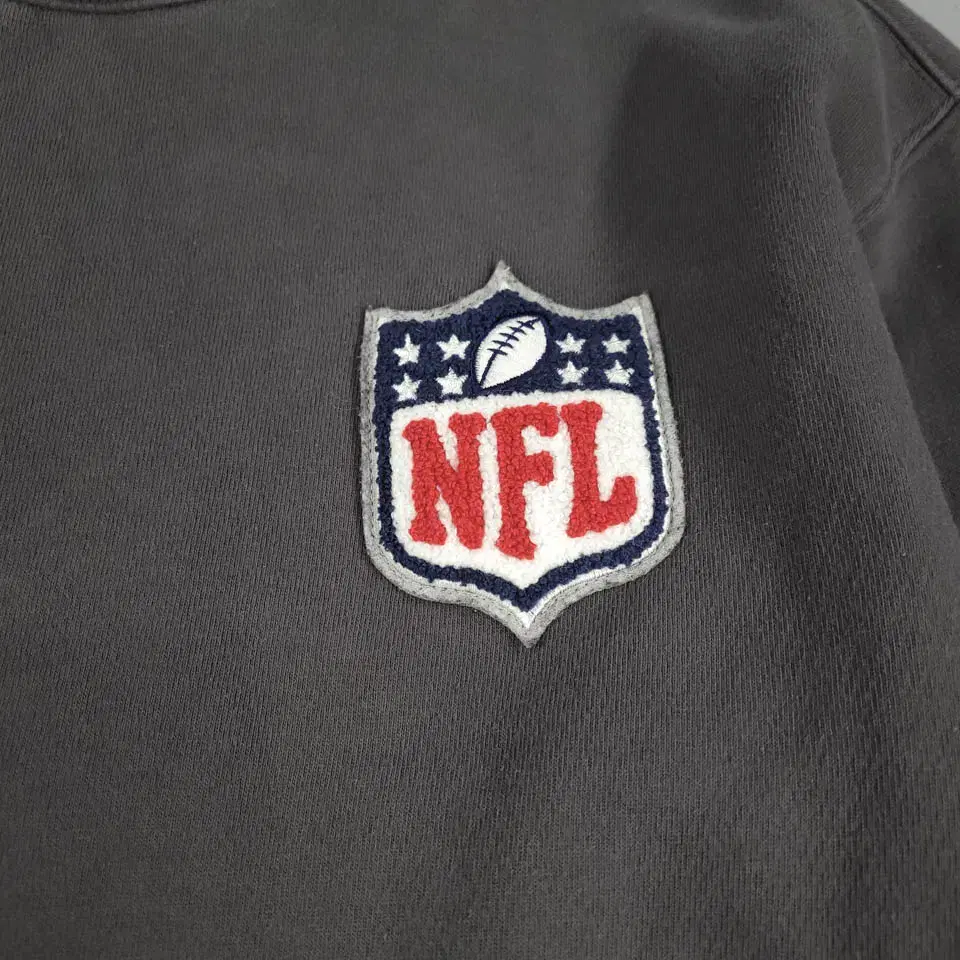 NFL 엔에프엘 피그먼트 차콜 부클패치 코튼혼방 스웻 기모 맨투맨 티셔츠