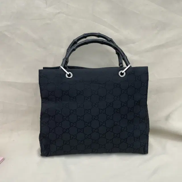 GUCCI 구찌 뱀부 핸드백 002 10 10