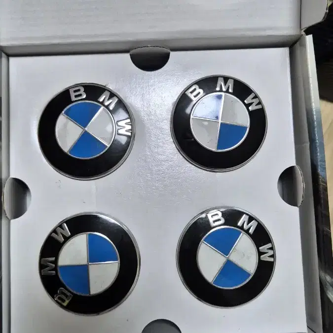 BMW g22 부품 판매 (센터페시아,백미러)