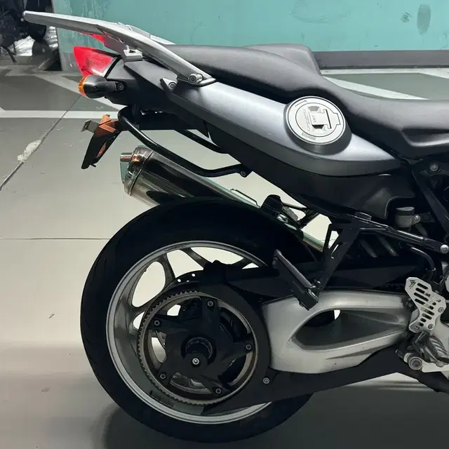 BMW F800st 07년식 판매합니다