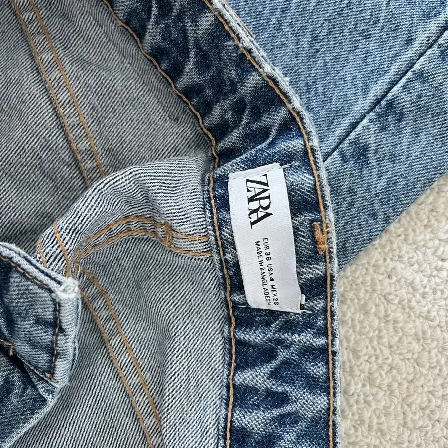 Zara 자라 청바지 mom fit jean