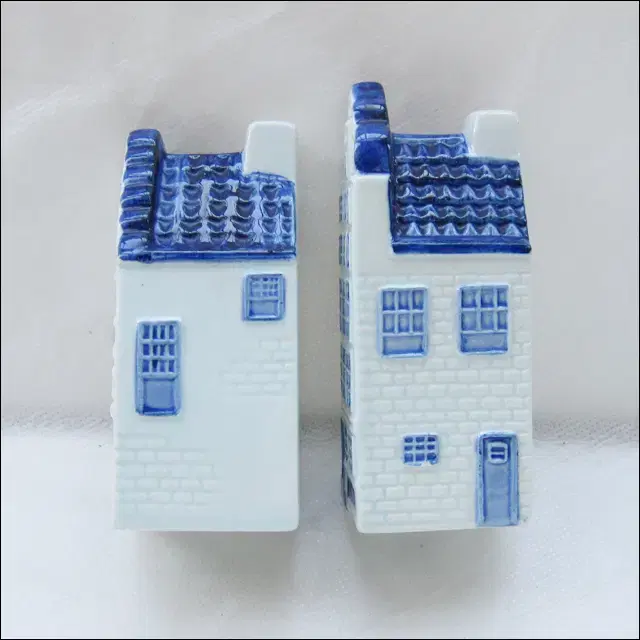 Delft and Blauw 648 미니어처 하우스 소금 & 후추 양념통