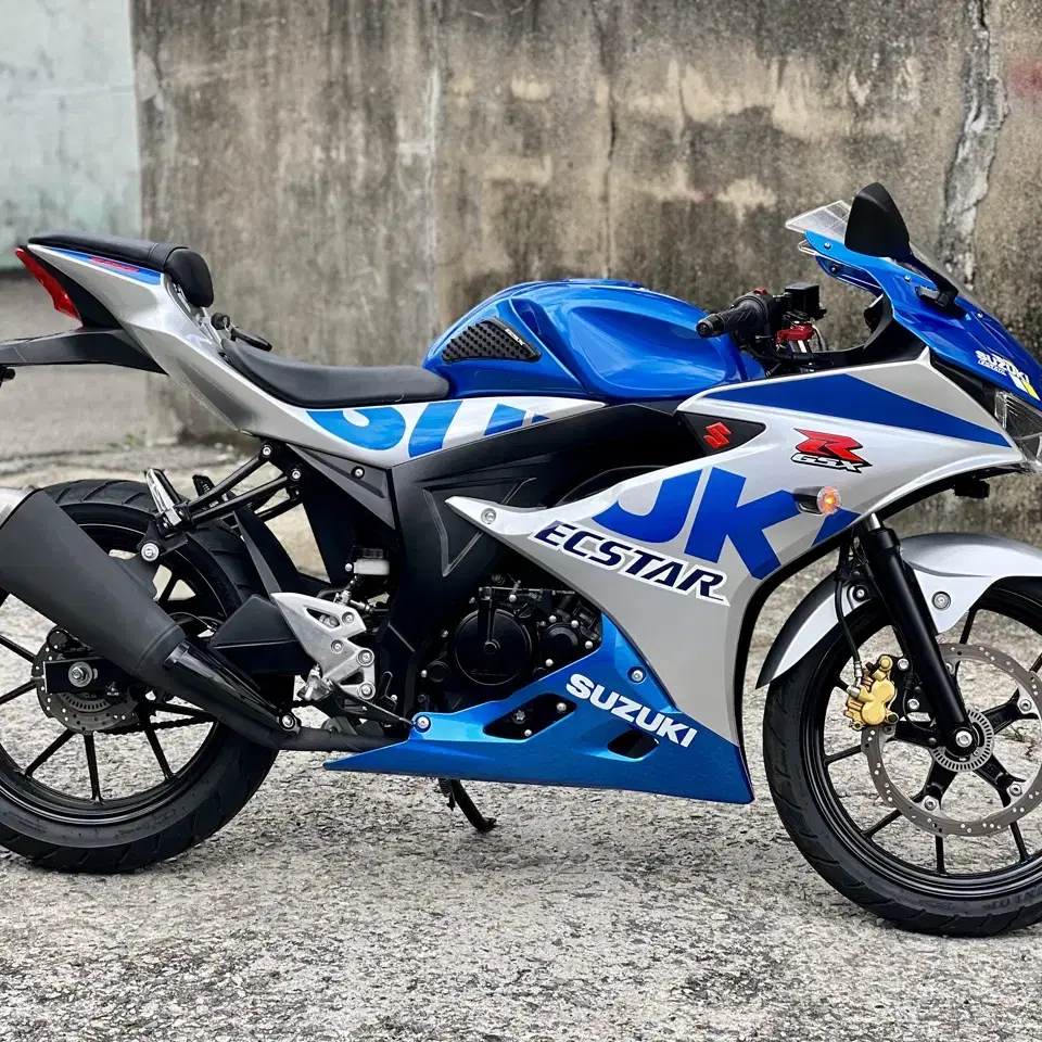 급매 스즈키 GSX-R125 스페셜 21년식 적산4484km