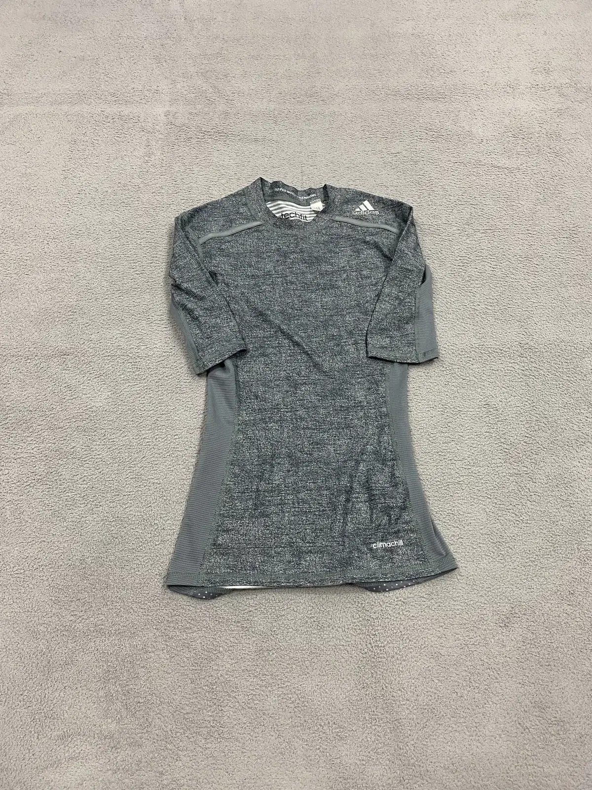 adidas Techfit Performance Vahn Tee