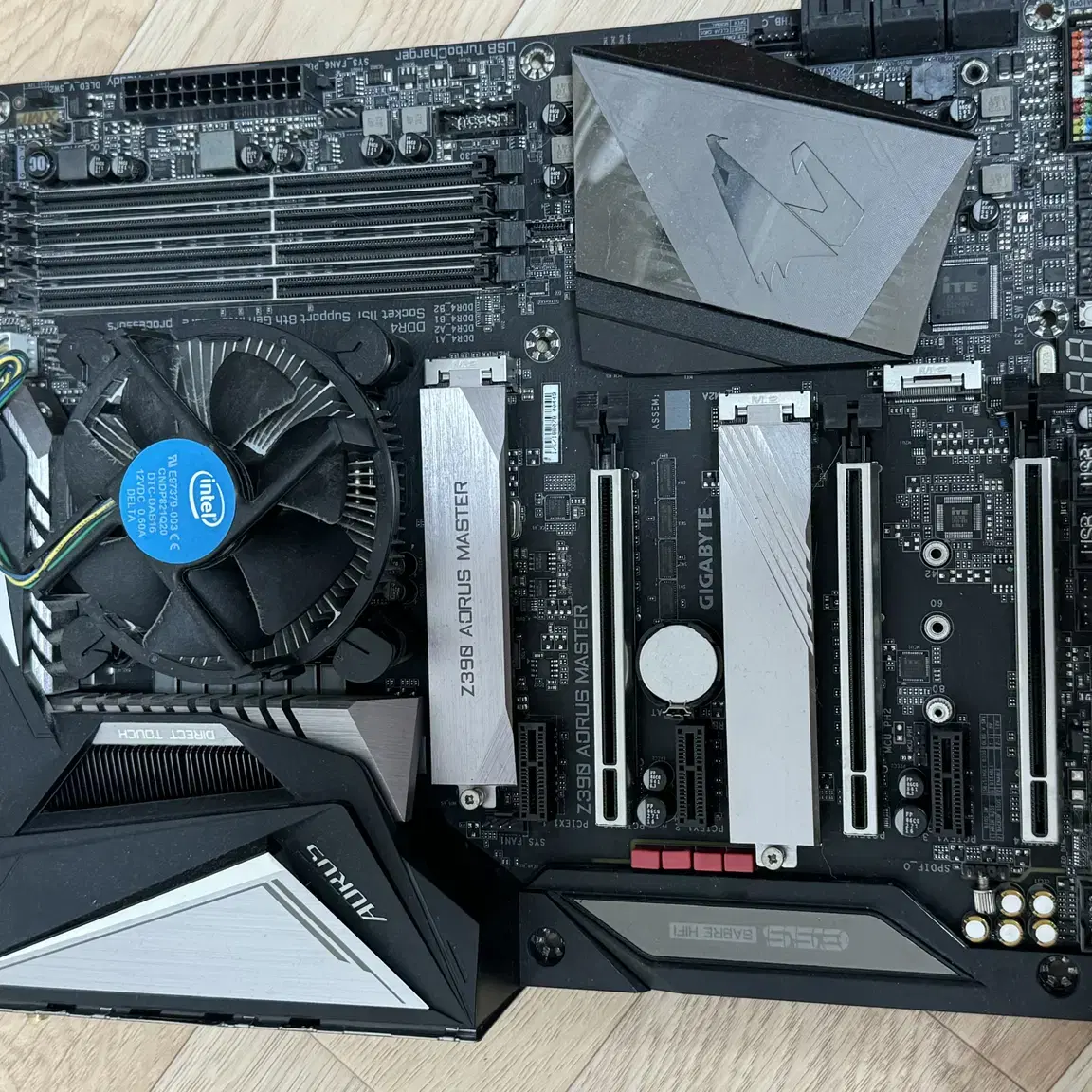 I7 8700 + Z390 어로스 마스터 보드 (Aorus master)