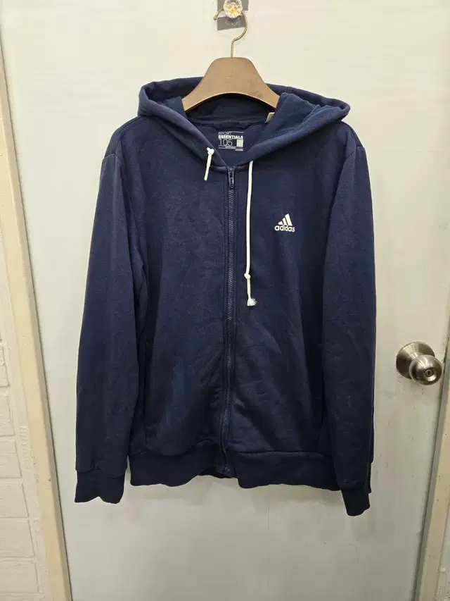 105,XL )) adidas 아디다스 남색 후드집업! 모자에 로고!