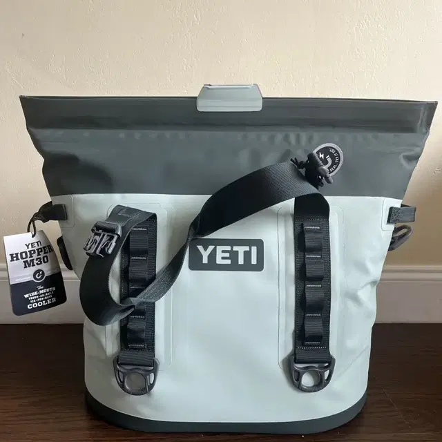 YETI Hopper M30 소프트 아이스박스 토트백 낚시백