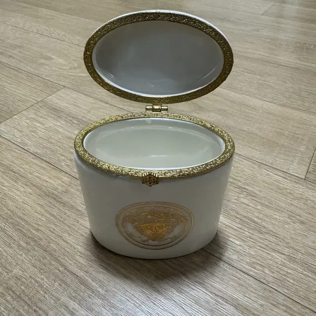 Versace Antique White 보석함