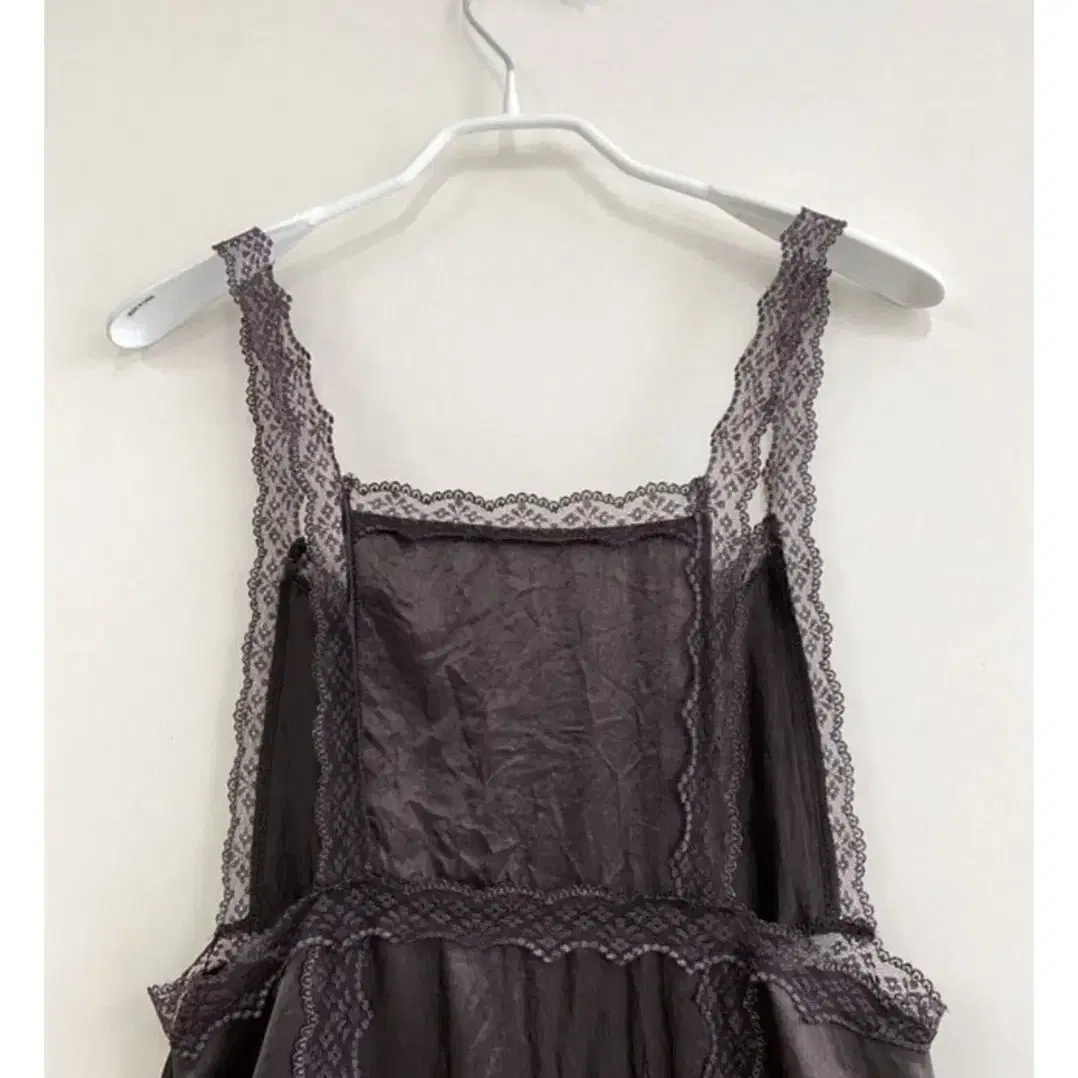 루루서울 Eternal Lace Dress (Deep Purple)